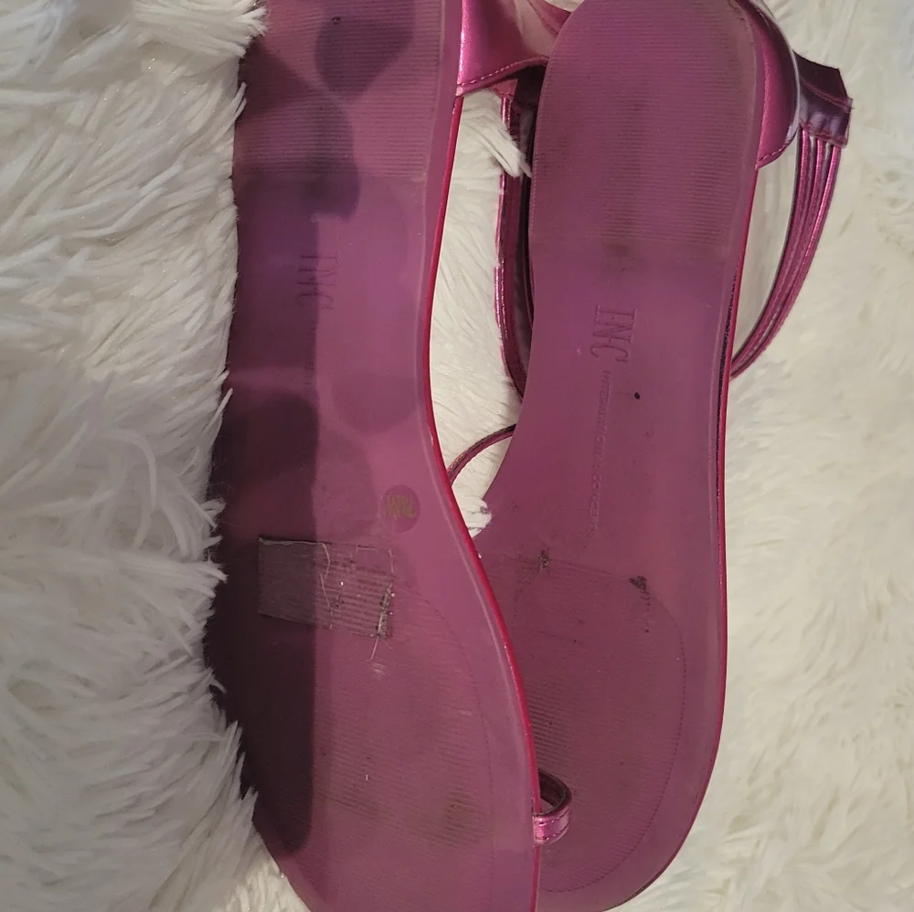 Sandals - Picture 3 of 3